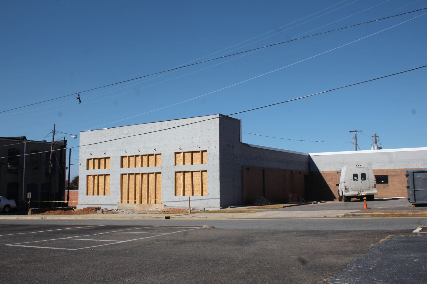 Construction continues on golf museum